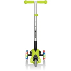 AUTHENTIC SPORTS Globber ELITE Deluxe Met Lichtwielen Groen 8 AUTHENTIC SPORTS Globber ELITE Deluxe Met Lichtwielen Groen -EXIT TOYS || Steiff || fehn Verkoopwinkel authentic sports globber elite deluxe met lichtwielen groen a279025 1