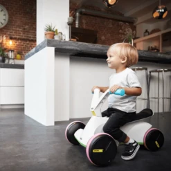 BERG Loopauto GO Twirl Kleurrijk -EXIT TOYS || Steiff || fehn Verkoopwinkel berg loopauto go twirl kleurrijk a342391 3