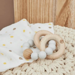 Bieco Bijtring Met Siliconenketting Grijs -EXIT TOYS || Steiff || fehn Verkoopwinkel bieco bijtring met siliconenketting grijs a304429 1