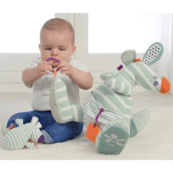 Dolce Toys Kangoeroe -EXIT TOYS || Steiff || fehn Verkoopwinkel dolce toys kangoeroe a314401 3