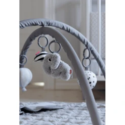 Done By Deer ™ Activity Speelstrik & Deken, Grijs -EXIT TOYS || Steiff || fehn Verkoopwinkel done by deer activity speelstrik amp deken grijs a279424 4