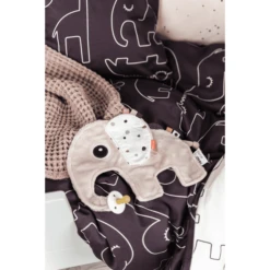 Done By Deer ™ Cozy Friend Elphee Roze Deken -EXIT TOYS || Steiff || fehn Verkoopwinkel done by deer cozy friend elphee roze deken a304250 2