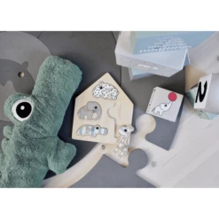 Done By Deer ™ Cuddly Toy Cuddle Friend Crocodile Croco, Groen -EXIT TOYS || Steiff || fehn Verkoopwinkel done by deer cuddly toy cuddle friend crocodile croco groen a279381 1