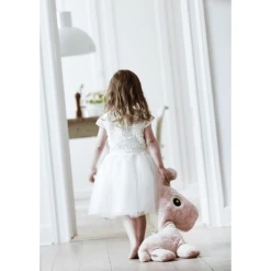 Done By Deer ™ Cuddly Toy Cuddle Friend Giraffe Raffi, Roze -EXIT TOYS || Steiff || fehn Verkoopwinkel done by deer cuddly toy cuddle friend giraffe raffi roze a279376 2