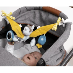 Fehn FEH Kinderwagenketting Vleermuis - Little Castle -EXIT TOYS || Steiff || fehn Verkoopwinkel feh kinderwagenketting vleermuis little castle a227315 2