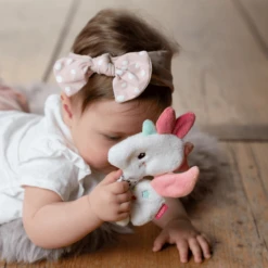 Fehn Aiko & Yuki Knisperende Eenhoorn -EXIT TOYS || Steiff || fehn Verkoopwinkel fehn aiko amp yuki knisperende eenhoorn a273286 4