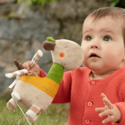 Fehn Loopy & Lotta Muziekdoos Giraffe -EXIT TOYS || Steiff || fehn Verkoopwinkel fehn loopy amp lotta muziekdoos giraffe a273406 2