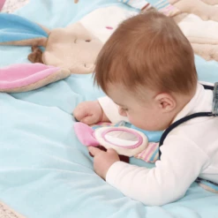 FEHN Monkey Donkey 3-D Activity-deken Ezel -EXIT TOYS || Steiff || fehn Verkoopwinkel fehn monkey donkey 3 d activity deken ezel a074440 1