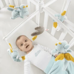 FEHN Muziek Mobiel Little Castle -EXIT TOYS || Steiff || fehn Verkoopwinkel fehn muziek mobiel little castle a223476 2