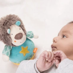 Fehn® Tuimelaar -Leeuw - Funky Friends -EXIT TOYS || Steiff || fehn Verkoopwinkel fehn tuimelaar leeuw funky friends a227616 2