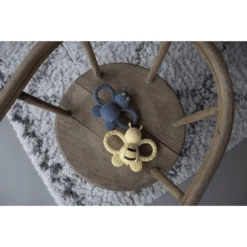 Filibabba Bijtring Felix The Fly Natuurlijk Rubber - Muddly Blue -EXIT TOYS || Steiff || fehn Verkoopwinkel filibabba bijtring felix the fly natuurlijk rubber muddly blue a333556 4