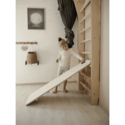 Fitwood TUOHI Glijbaan, Wit -EXIT TOYS || Steiff || fehn Verkoopwinkel fitwood tuohi glijbaan wit a377543 1