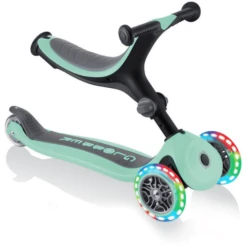 GLOBBER GO-UP FOLDABLE LIGHT S Mint - Met Verlichte Wielen -EXIT TOYS || Steiff || fehn Verkoopwinkel globber go up foldable light s mint met verlichte wielen a315701 4