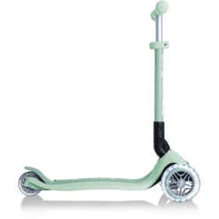 GLOBBER Junior Opvouwbaar Scoot Er Light S Eco Pistache -EXIT TOYS || Steiff || fehn Verkoopwinkel globber junior opvouwbaar scoot er light s eco pistache a402348 1