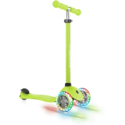 GLOBBER Scoot Er PRIMO LIGHT S Lime Groen, Met Verlichte Wielen