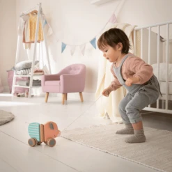 Howa Trekvarkentje "Berta" Gemaakt Van Hout -EXIT TOYS || Steiff || fehn Verkoopwinkel howa trekvarkentje berta gemaakt van hout a349758 1