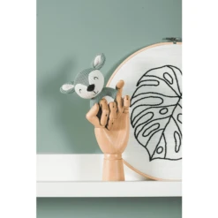 Jollein Bijtring Ø 7cm Deer Ash Green -EXIT TOYS || Steiff || fehn Verkoopwinkel jollein bijtring o 7cm deer ash green a283041 2