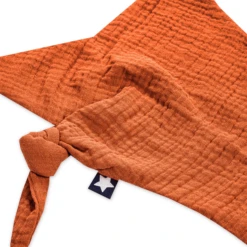 JULIUS ZÖLLNER Snuffeldoek Mousseline Roest -EXIT TOYS || Steiff || fehn Verkoopwinkel julius zoellner snuffeldoek mousseline roest a332016 1