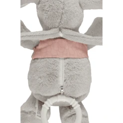 Kindsgard Muzikale Klok Ezel Slumma Roze 11 Kindsgard Muzikale Klok Ezel Slumma Roze -EXIT TOYS || Steiff || fehn Verkoopwinkel kindsgard muzikale klok ezel slumma roze a349995 4