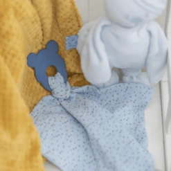 Nattou Bijtring + Knuffeldoekje Blauw -EXIT TOYS || Steiff || fehn Verkoopwinkel nattou bijtring knuffeldoekje blauw a309560 3