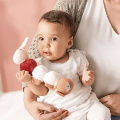 Nattou Lapidou Rups Met Activiteiten Roest -EXIT TOYS || Steiff || fehn Verkoopwinkel nattou lapidou rups met activiteiten roest a353388 1