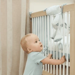 Nattou Romeo, Jules & Sally Krokodil Muziekdoos -EXIT TOYS || Steiff || fehn Verkoopwinkel nattou romeo jules amp sally krokodil muziekdoos a391004 1