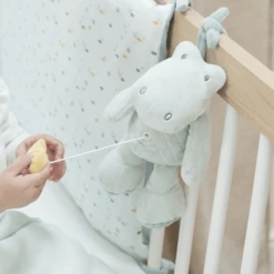 Nattou Romeo, Jules & Sally Mini Muziekdoos Krokodil -EXIT TOYS || Steiff || fehn Verkoopwinkel nattou romeo jules amp sally mini muziekdoos krokodil a390986 3