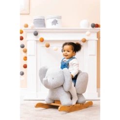 Nattou Schommelend Dier - Tembo Olifant 10 Nattou Schommelend Dier - Tembo Olifant -EXIT TOYS || Steiff || fehn Verkoopwinkel nattou schommelend dier tembo olifant a312677 3