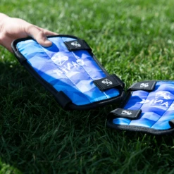 PiNAO Sport Voetbal Scheenbeschermers -EXIT TOYS || Steiff || fehn Verkoopwinkel pinao sport voetbal scheenbeschermers a303435 3