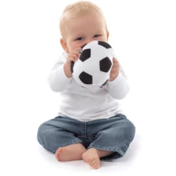 PLAYGRO Mijn Eerste Voetbal (40043) -EXIT TOYS || Steiff || fehn Verkoopwinkel playgro mijn eerste voetbal 40043 a018905 2