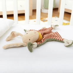 Sigikid ® Snuffle Towel Bunny Green Collectie -EXIT TOYS || Steiff || fehn Verkoopwinkel sigikid snuffle towel bunny green collectie a395031 1