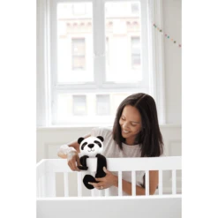 Skip Hop Slaaphulp En Baby Knuffel Panda -EXIT TOYS || Steiff || fehn Verkoopwinkel skip hop slaaphulp en baby knuffel panda a315660 2