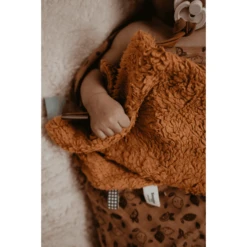 Snoozebaby GOTS Comfort Speelgoed - Sweet Dream Ing, Toffee -EXIT TOYS || Steiff || fehn Verkoopwinkel snoozebaby gots comfort speelgoed sweet dream ing toffee a352013 2