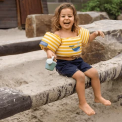 SWIM ESSENTIALS Swim Essential S Puddle Jumper Yellow - White Whale -EXIT TOYS || Steiff || fehn Verkoopwinkel swim essential s puddle jumper yellow white whale a359866 2