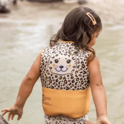 SWIM ESSENTIALS Swim Essential S Reddingsvest Beige Panther (18-30 Kg) -EXIT TOYS || Steiff || fehn Verkoopwinkel swim essential s reddingsvest beige panther 18 30 kg a359759 3