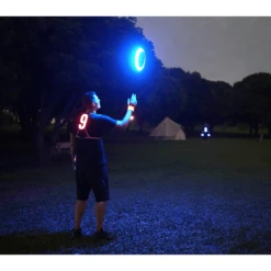 XTREM Speelgoed En Sport - TOSY Ultimate Disc LED, Groen -EXIT TOYS || Steiff || fehn Verkoopwinkel xtrem speelgoed en sport tosy ultimate disc led groen a371381 1